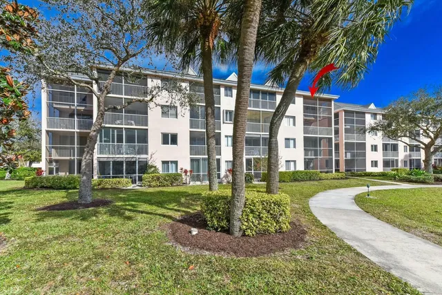 Unit B306 photo 35