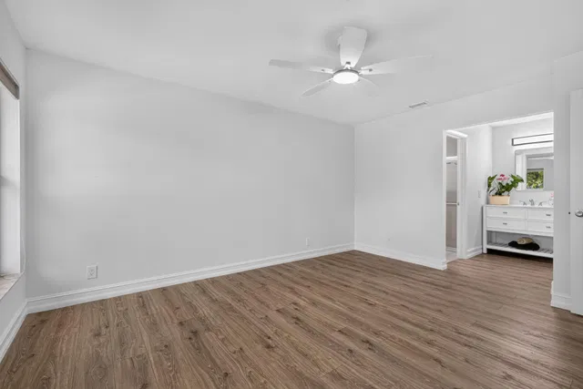 Residence photo 17