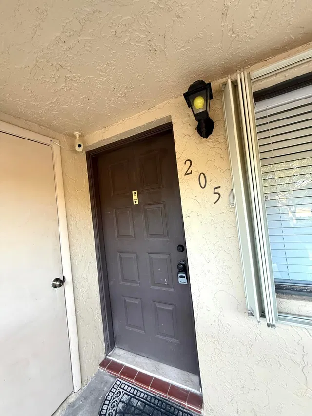 Unit 205 photo 3