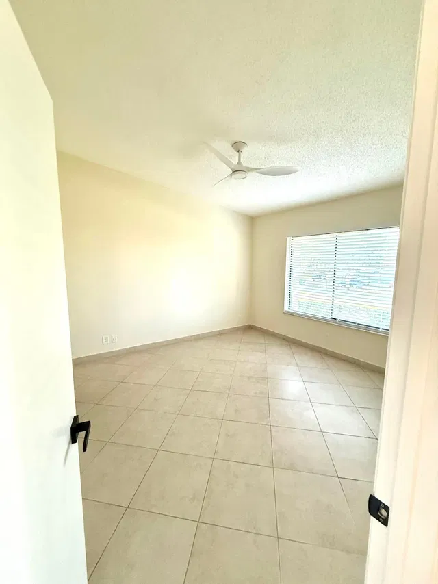 Unit 205 photo 12