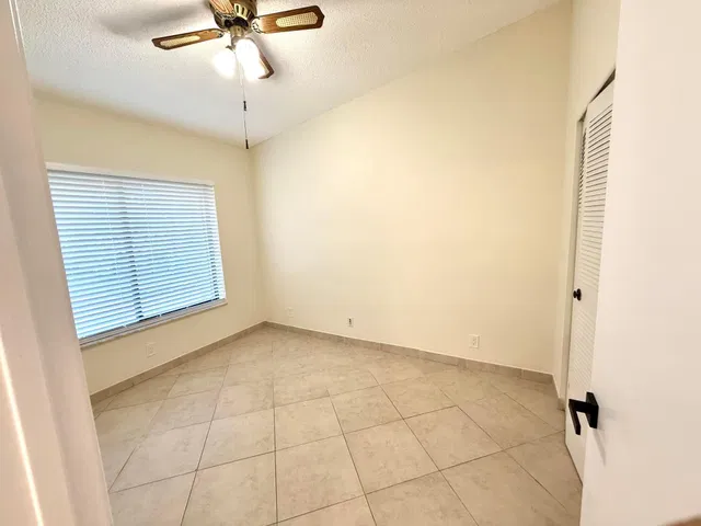 Unit 205 photo 19
