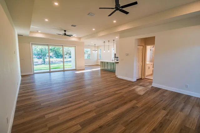 Residence photo 8