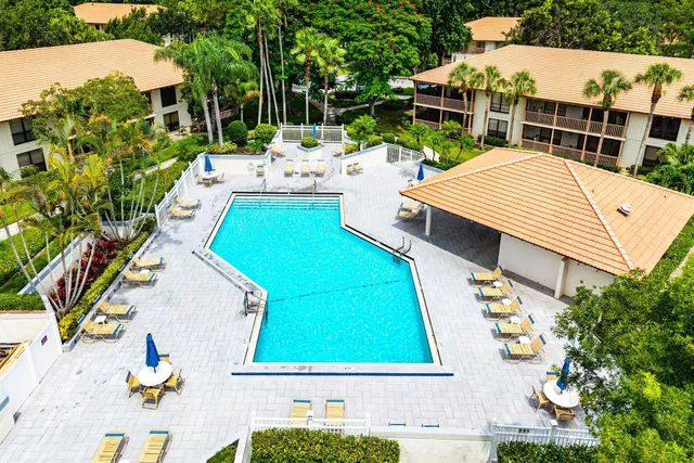 PGA National Palm Beach Gardens Residence photo 35