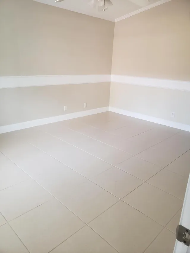 Residence photo 12