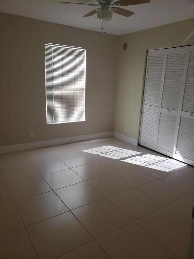 Residence photo 14