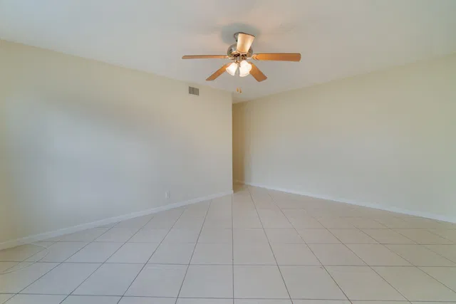 Residence photo 13