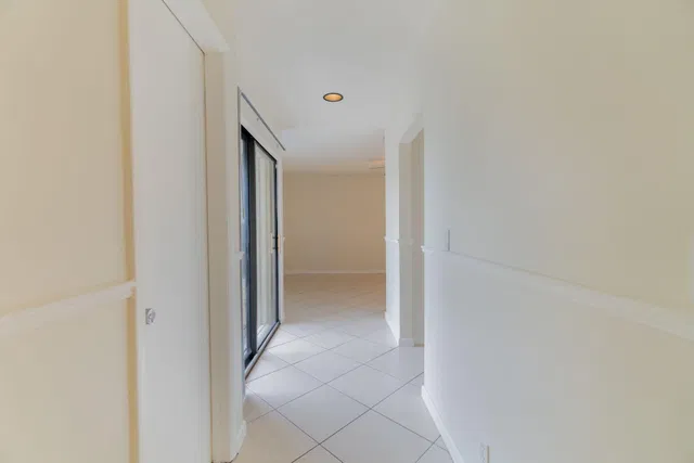 Residence photo 15