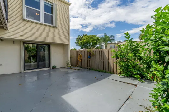 Residence photo 21