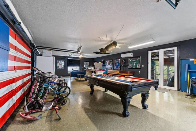Residence photo 59