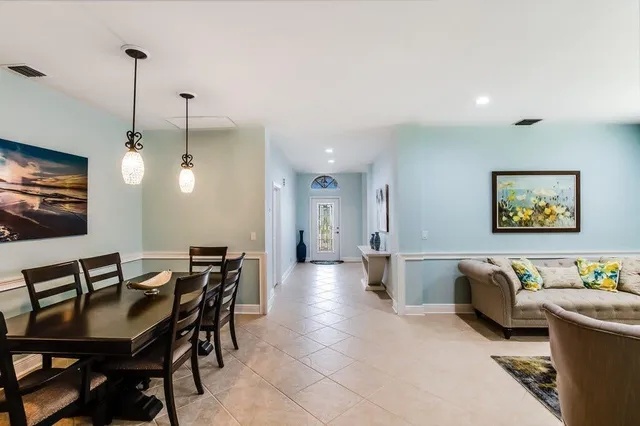 Residence photo 6