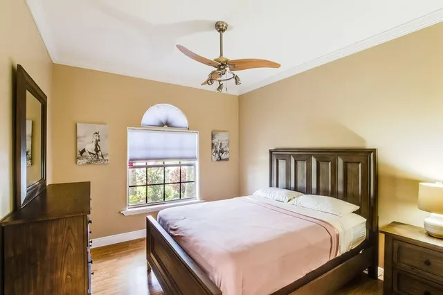 Residence photo 20