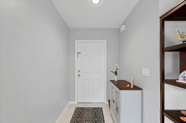  Residence photo 13