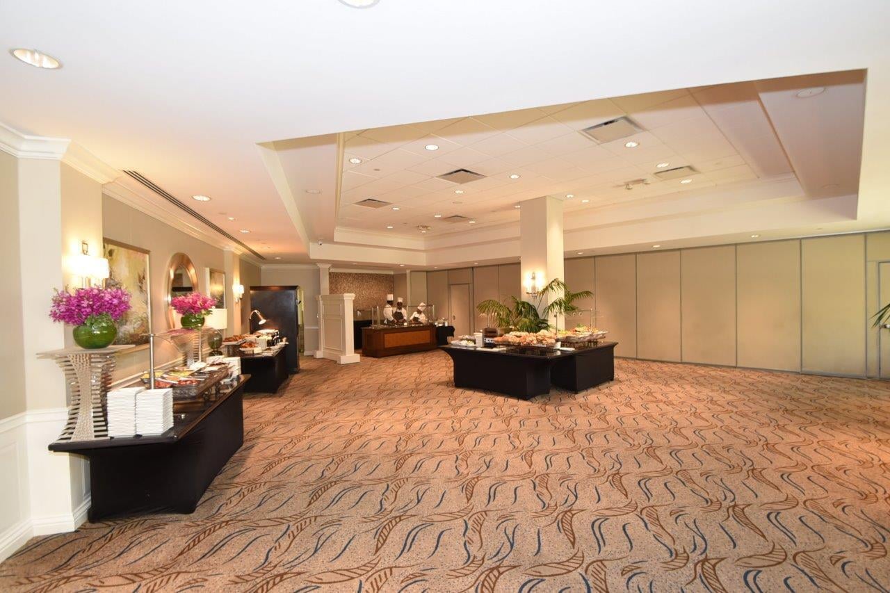 Unit 5502 photo 101