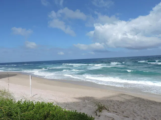 Eastpointe Singer Island Unit 2e photo 2