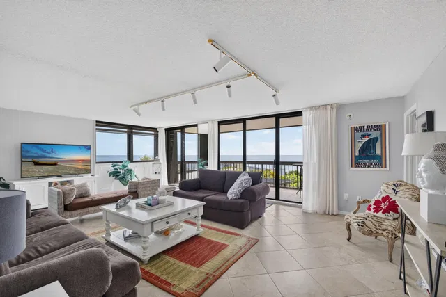 Eastpointe Singer Island Unit 2e photo 9