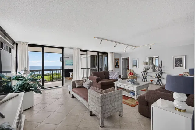 Eastpointe Singer Island Unit 2e photo 13