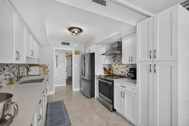 Eastpointe Singer Island Unit 2e photo 22