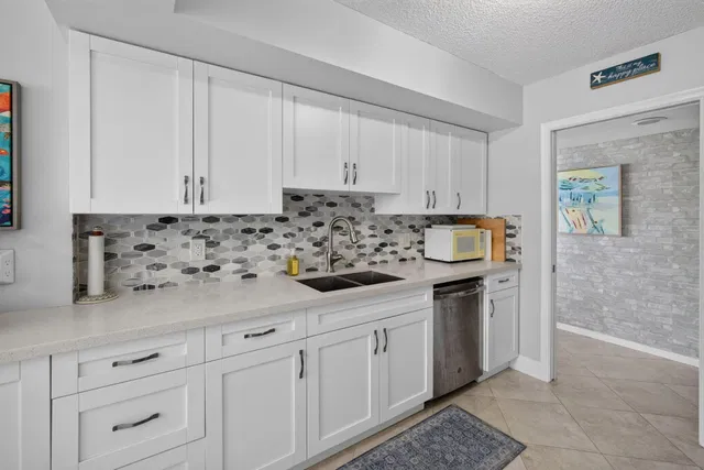 Eastpointe Singer Island Unit 2e photo 24