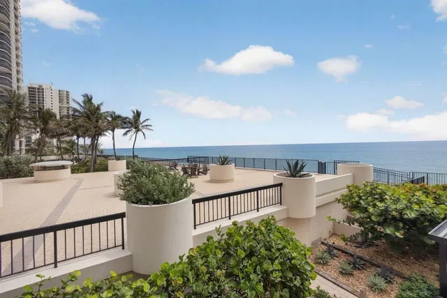 Eastpointe Singer Island Unit 2e photo 47