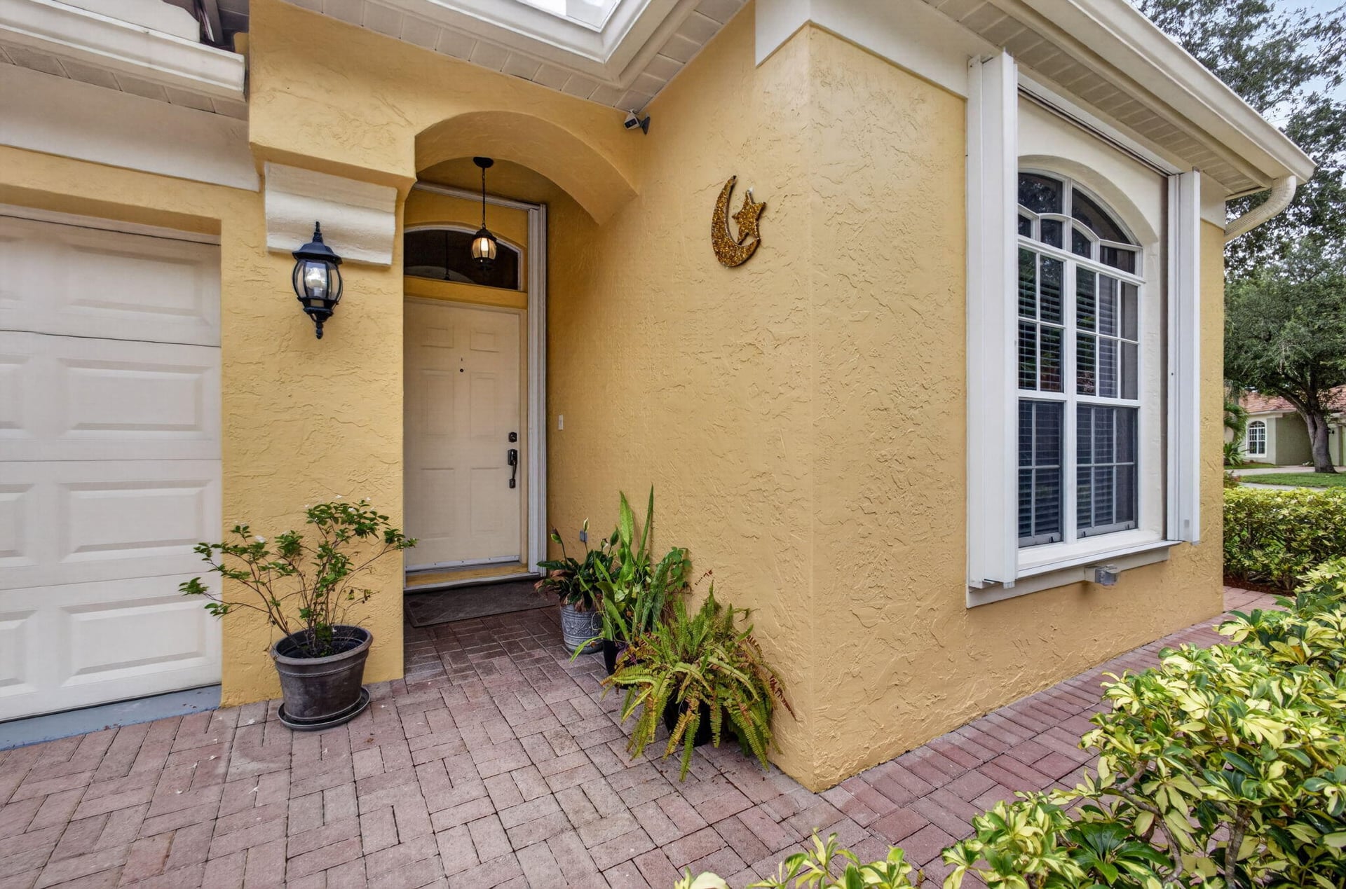 Residence photo 5