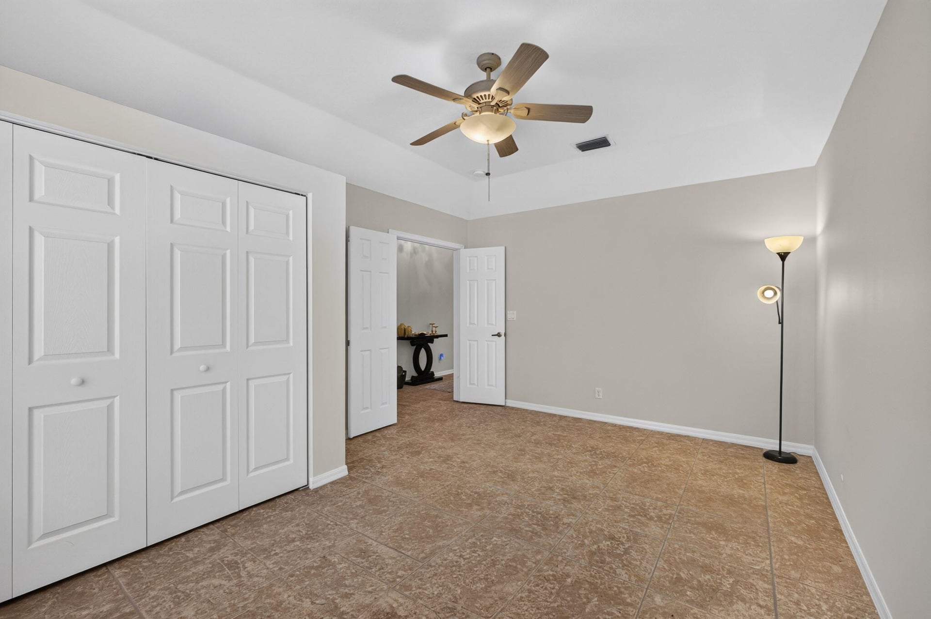 Residence photo 14