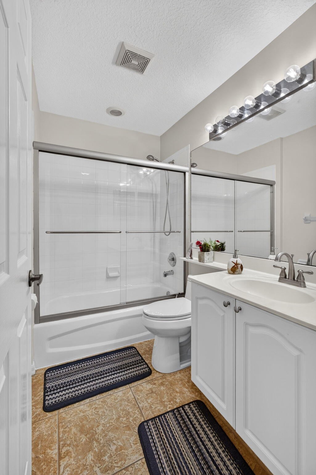 Residence photo 42