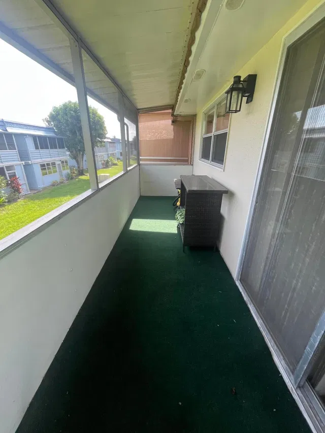 Residence photo 18