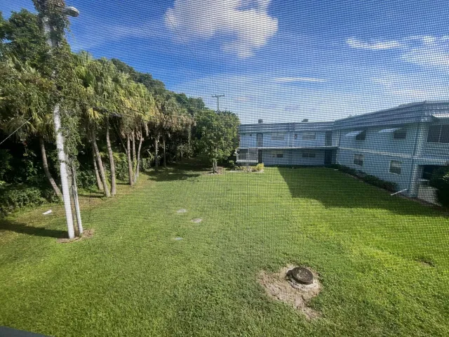 Residence photo 19