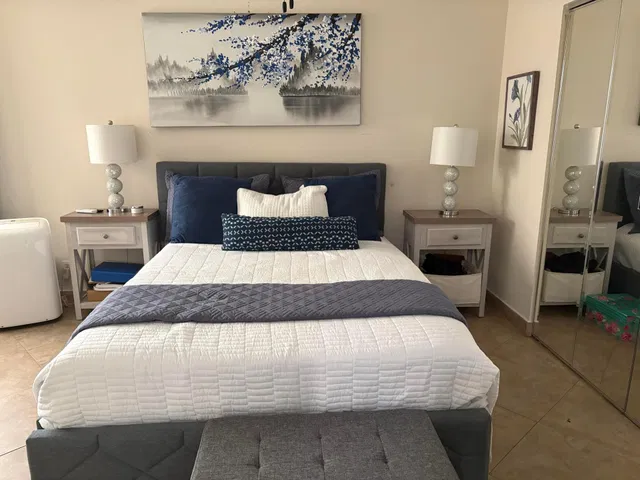 Residence photo 5
