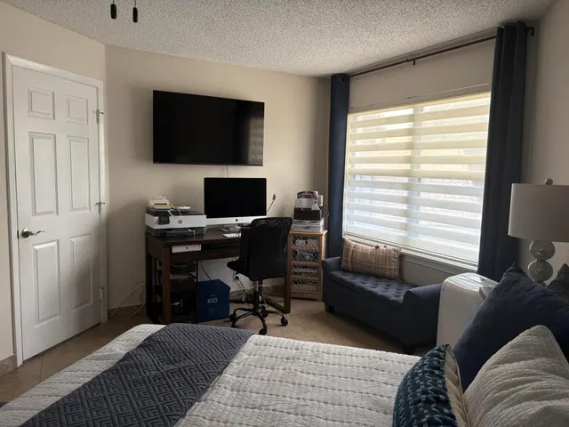 Residence photo 9