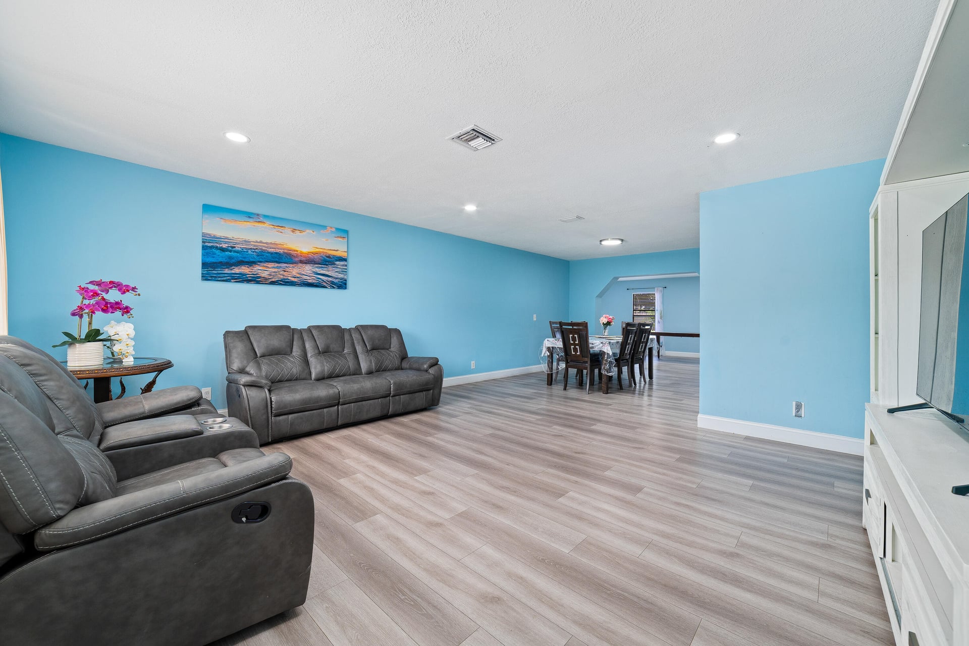 Residence photo 3