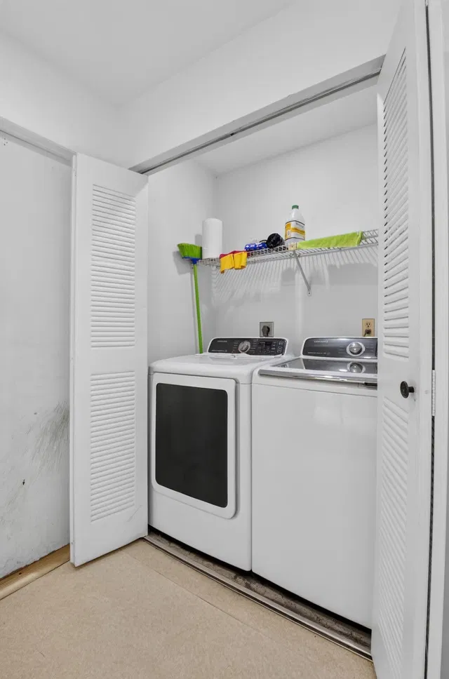 Residence photo 19