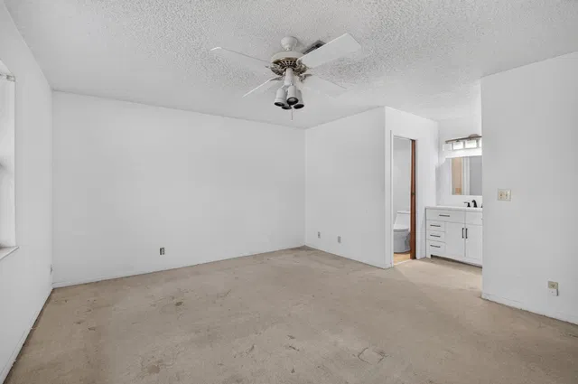 Residence photo 21