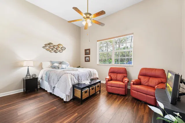 Residence photo 36