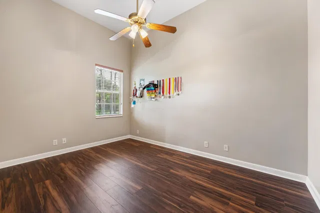 Residence photo 38
