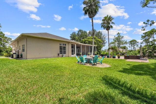 Residence photo 52