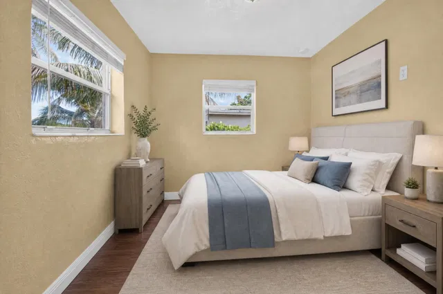 Residence photo 5