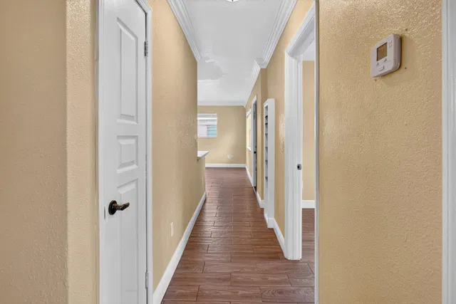 Residence photo 10