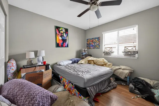 Residence photo 11