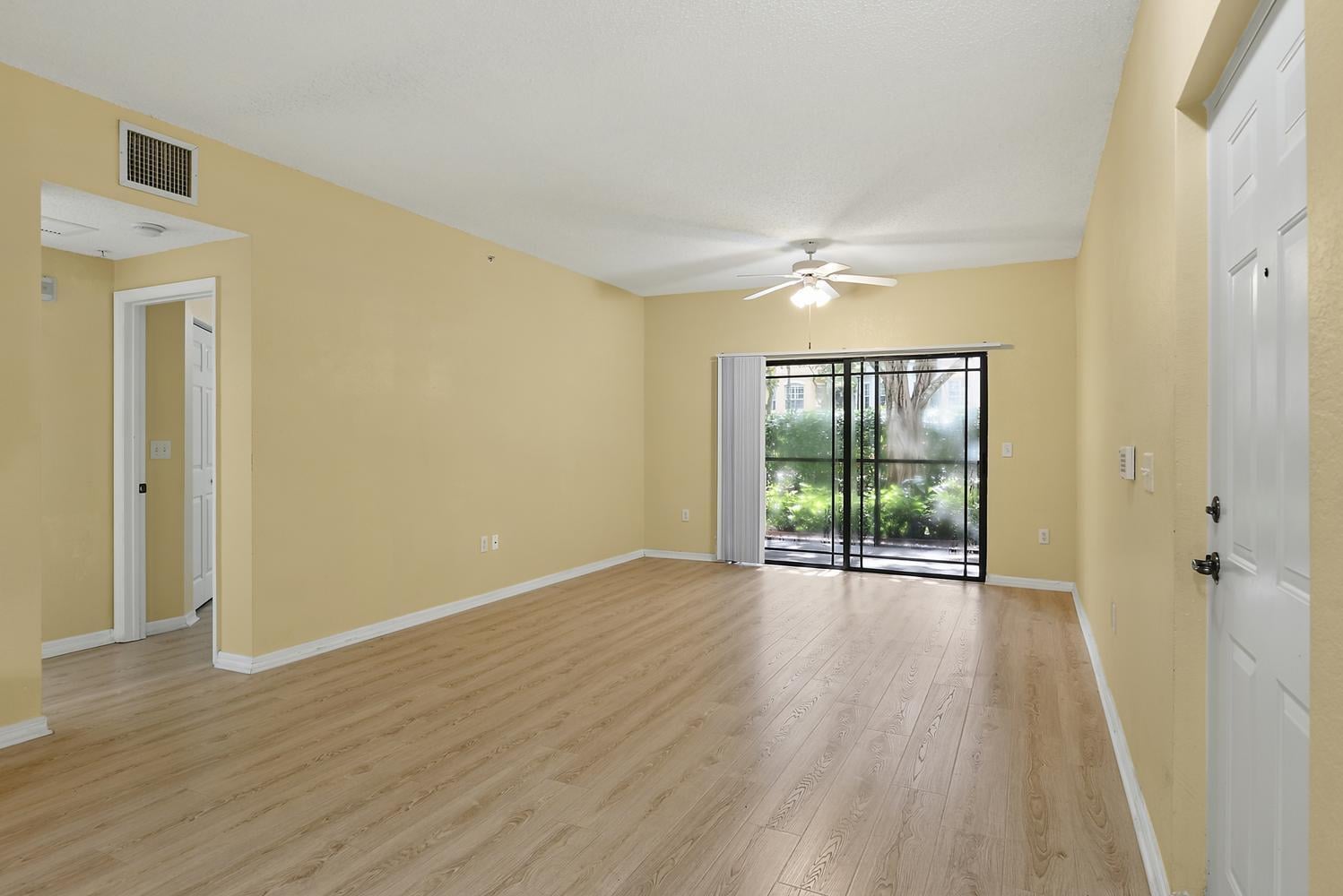 Unit 108 photo 10