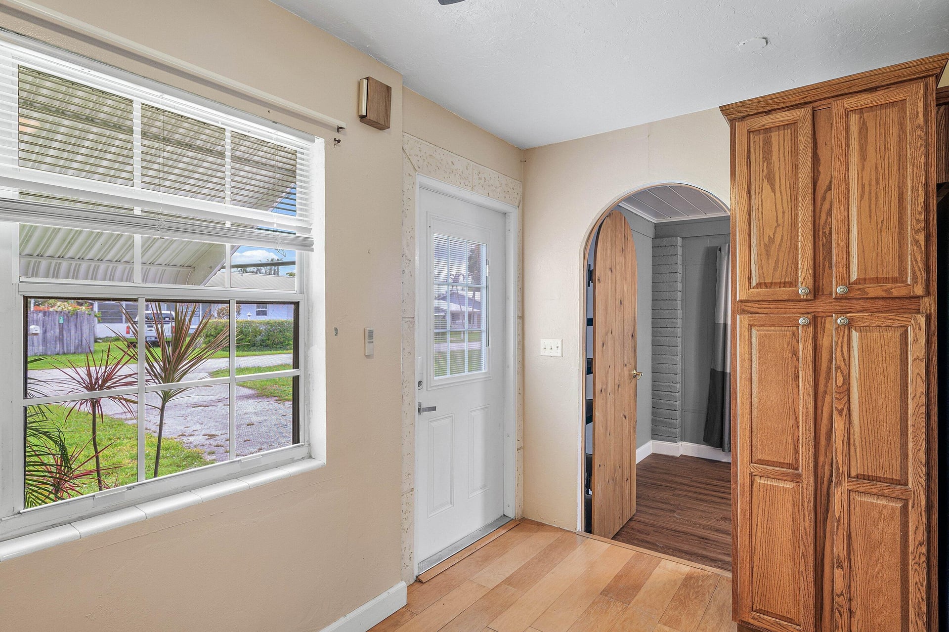 Residence photo 3
