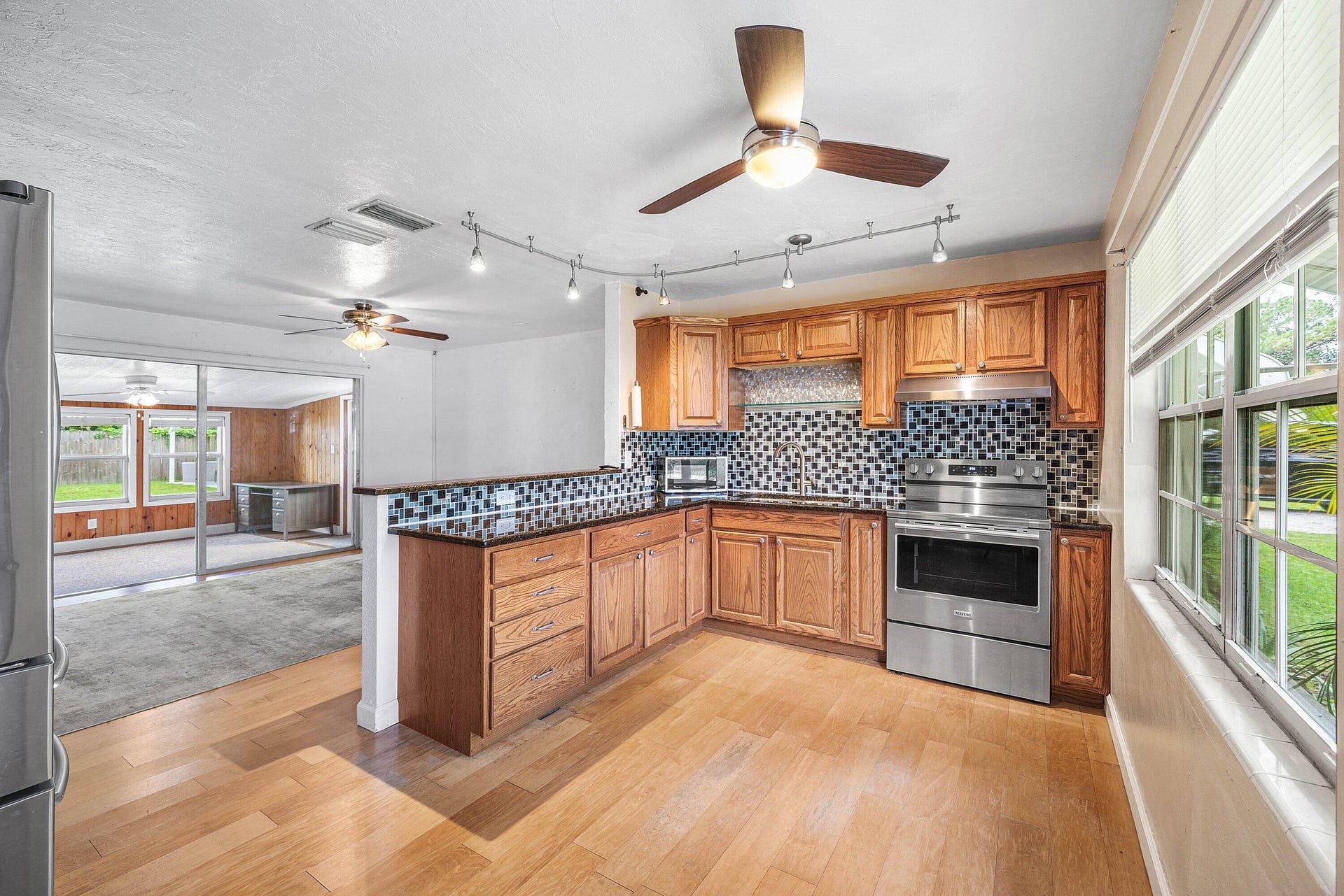 Residence photo 4