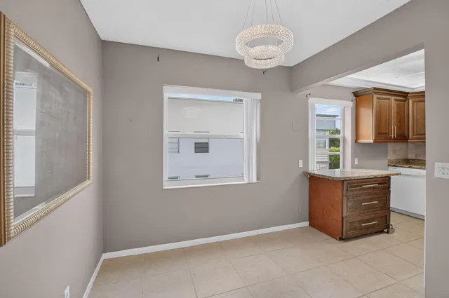 Residence photo 10