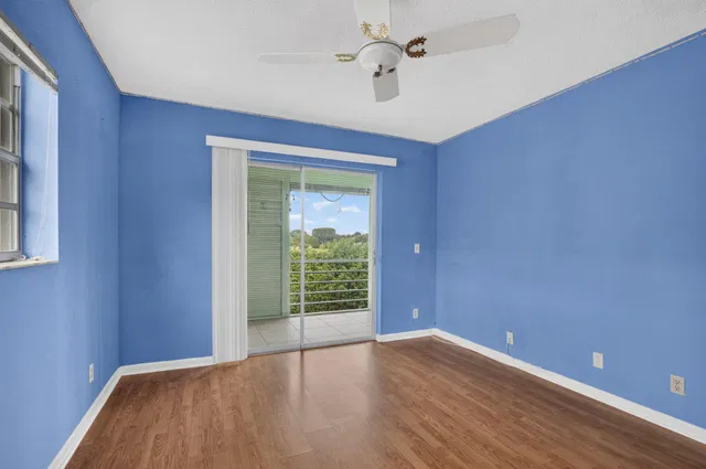Residence photo 23