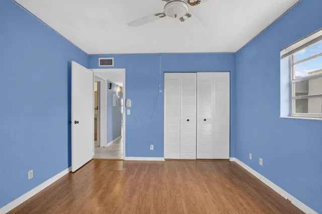 Residence photo 24