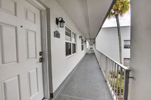 Residence photo 29
