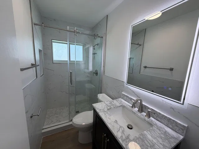 Unit N photo 15