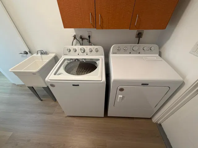 Unit N photo 17