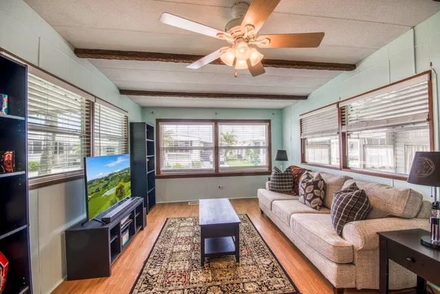 Residence photo 6