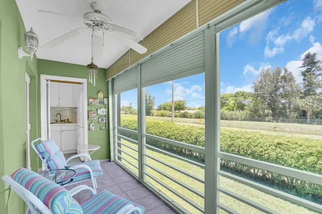 Residence photo 21